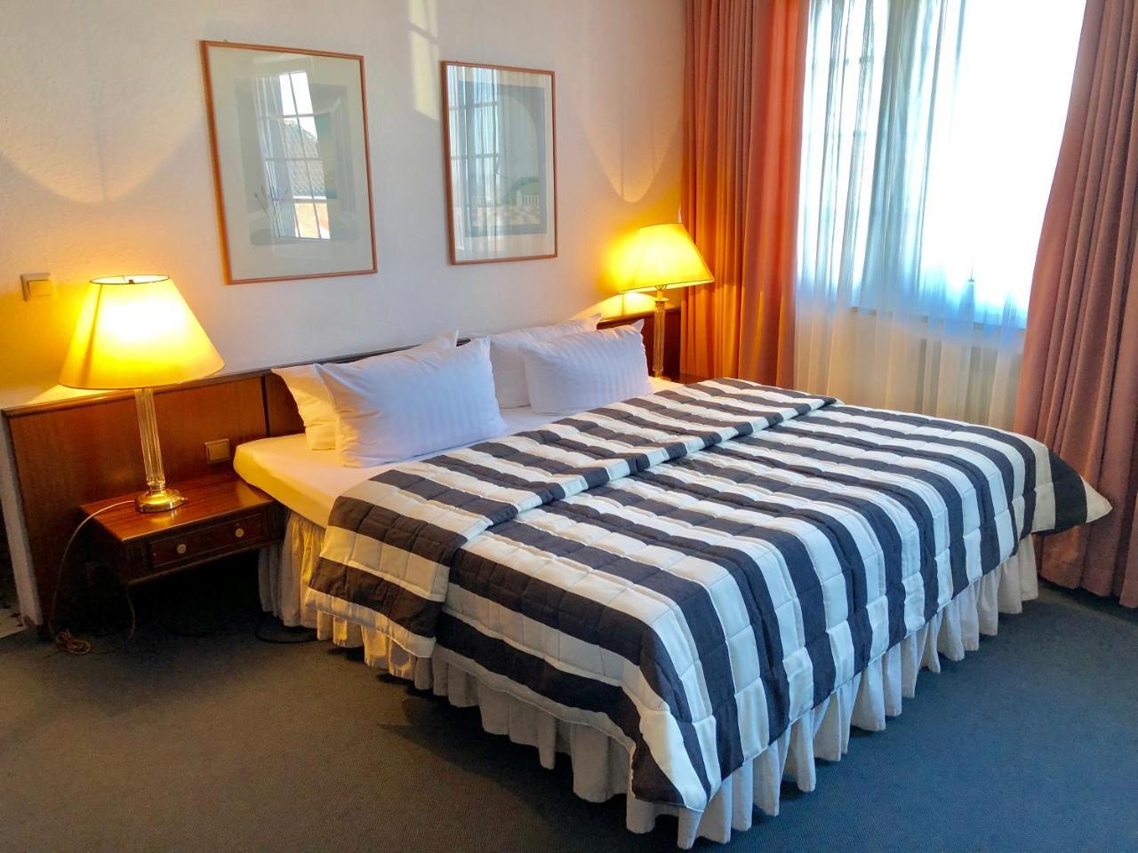 Hotel Koelner Hof Dormagen Exteriér fotografie