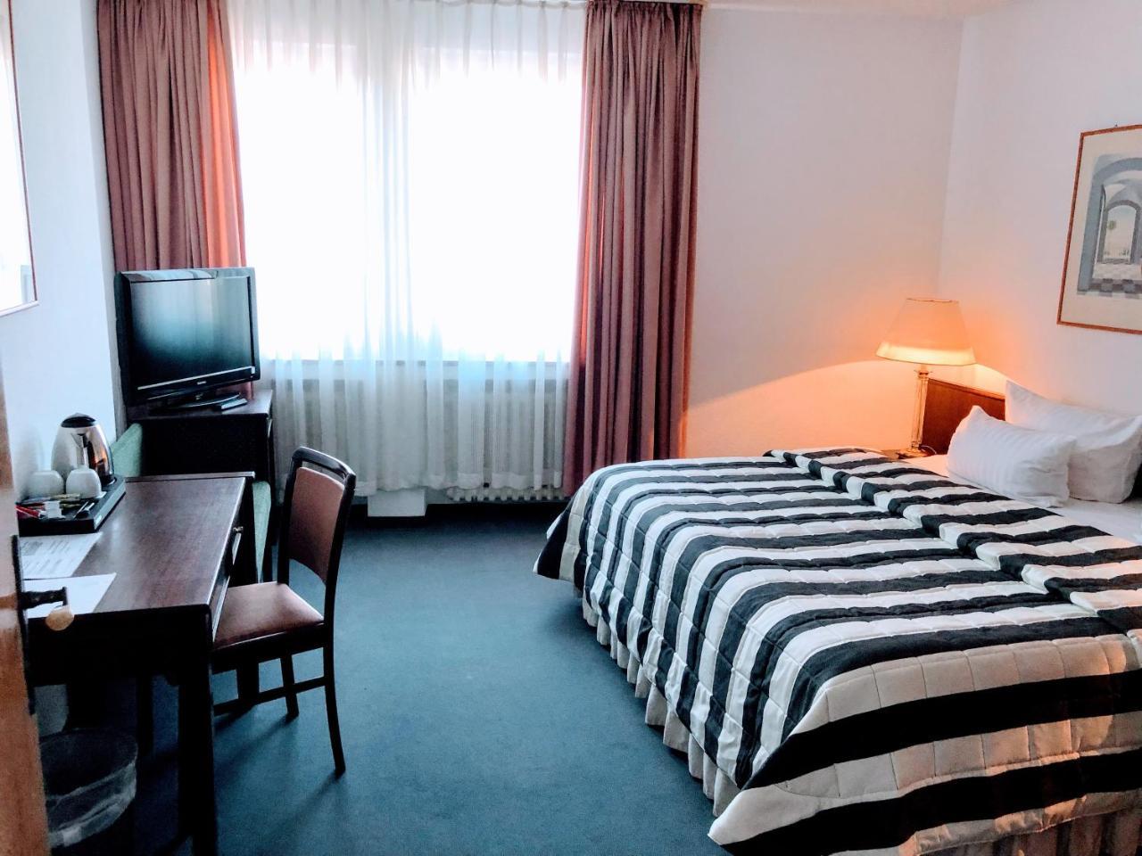 Hotel Koelner Hof Dormagen Exteriér fotografie